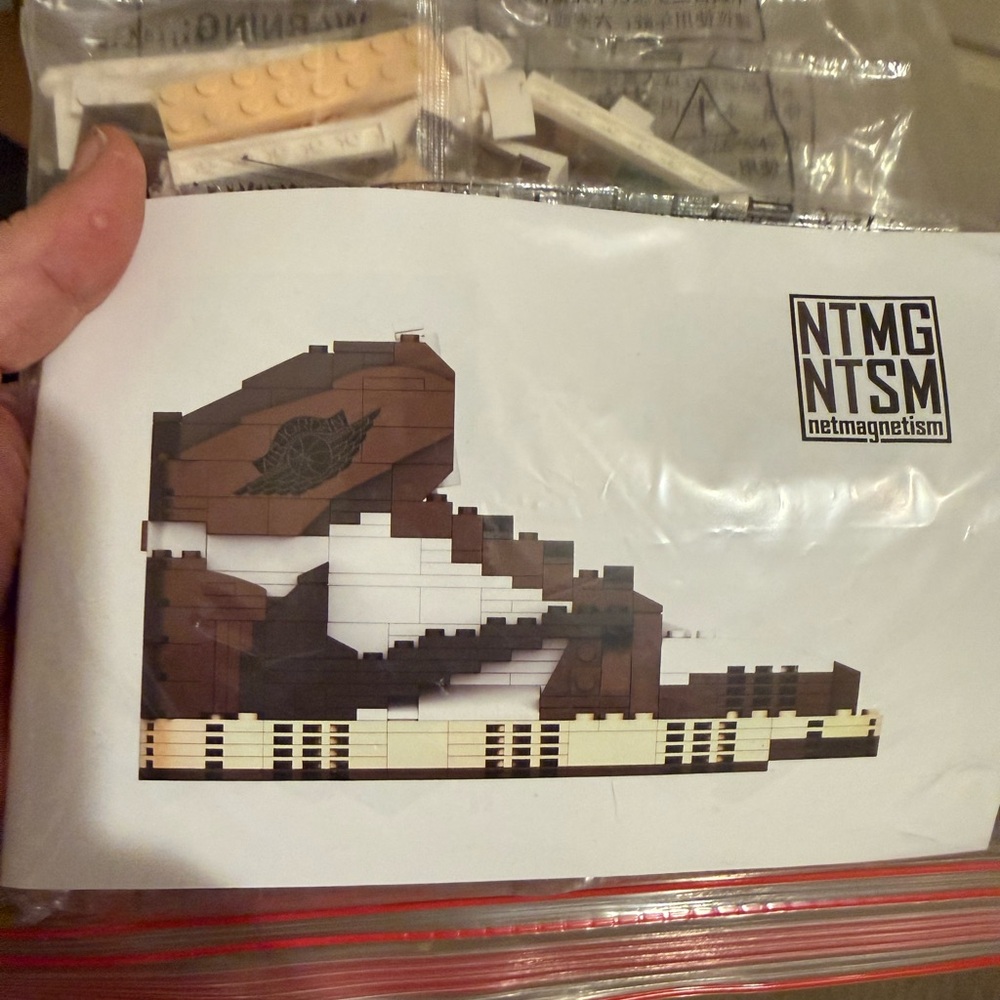 Sneaker Brick Display Set Jordan Inspired NTMG NTSM 🔥
